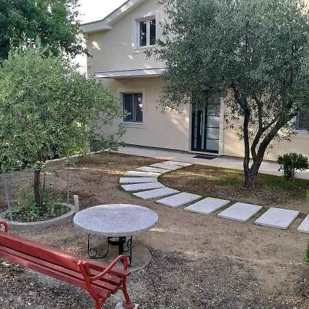 Ferienwohnung Petivat Gardens Exterior foto