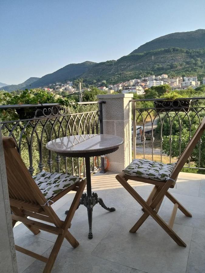 Ferienwohnung Petivat Gardens Exterior foto